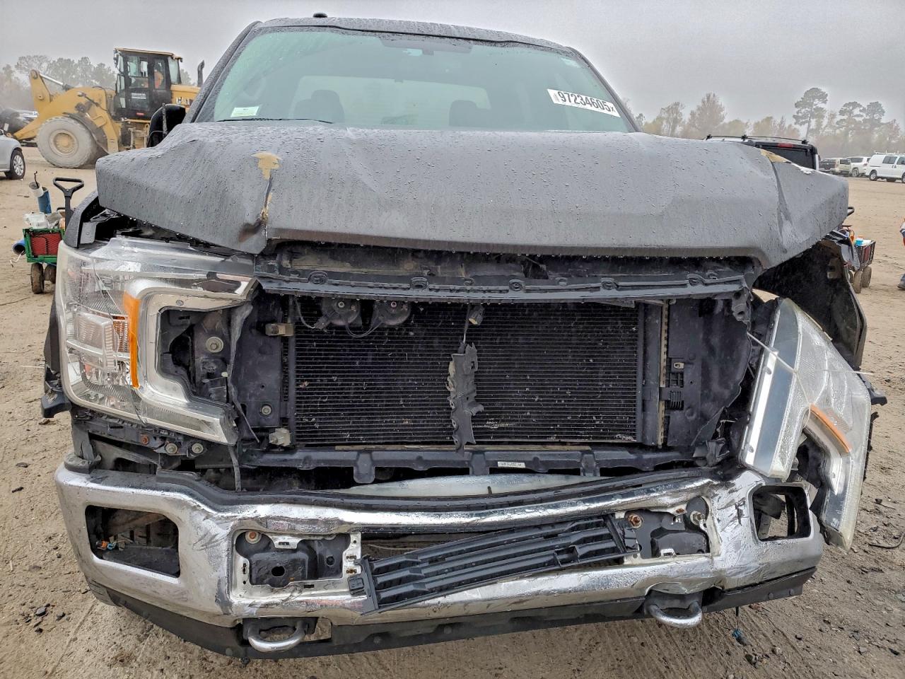 Ford F-150 Supercrew Image 12