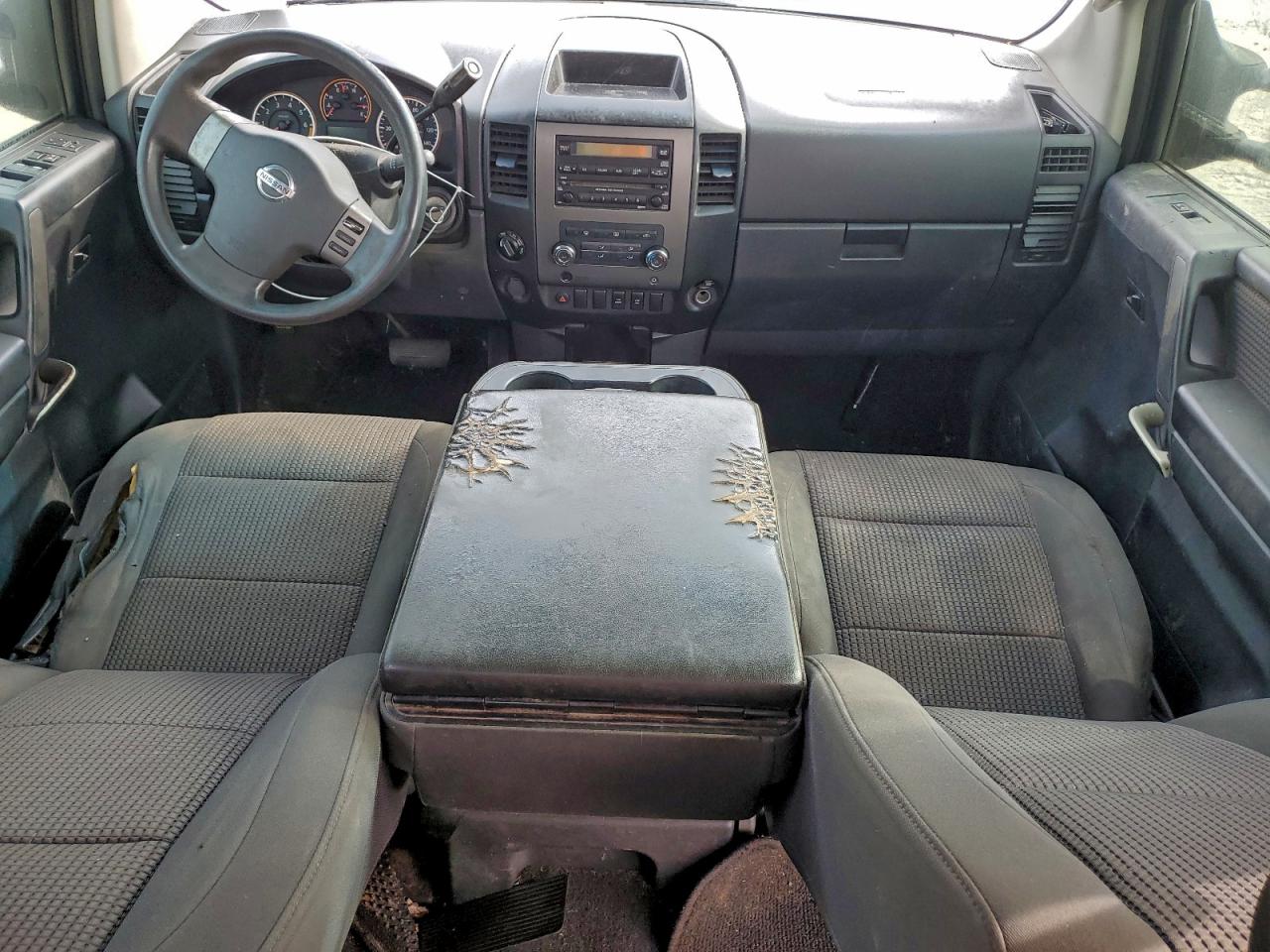 Nissan Titan S Image 5