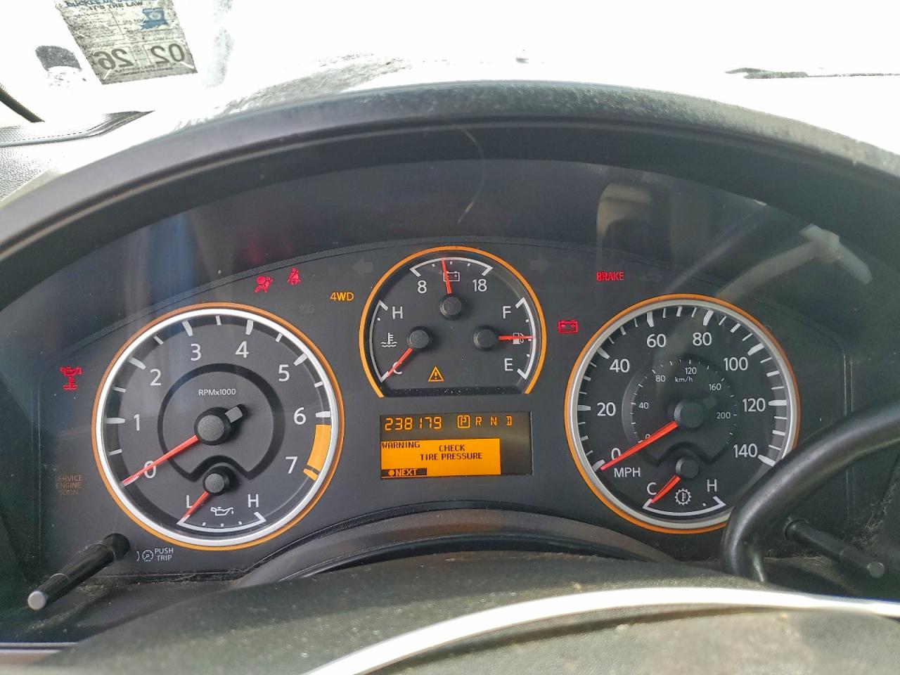 Nissan Titan S Image 7