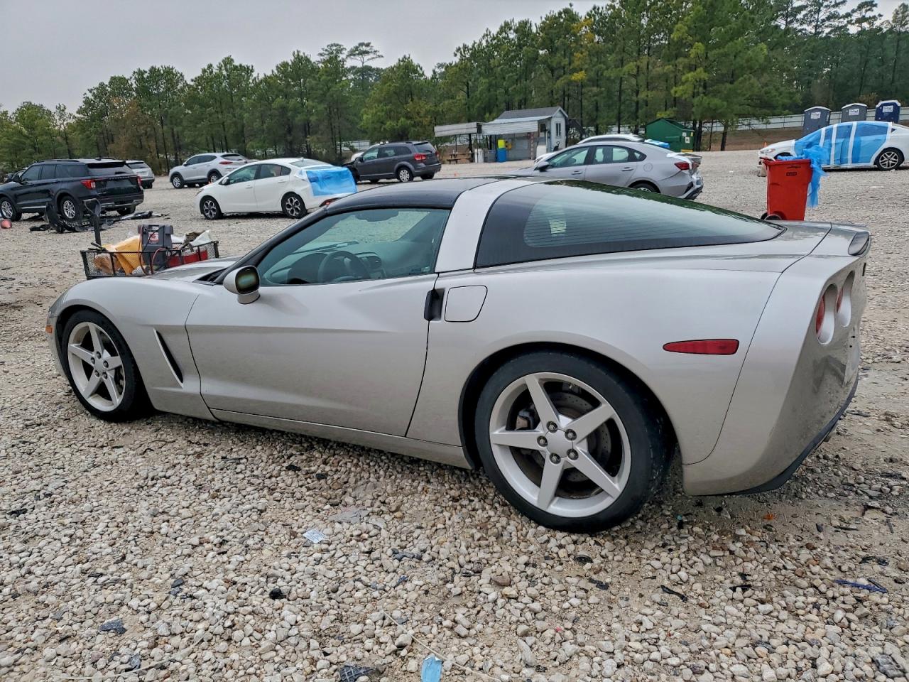 Chevrolet Corvette Image 4