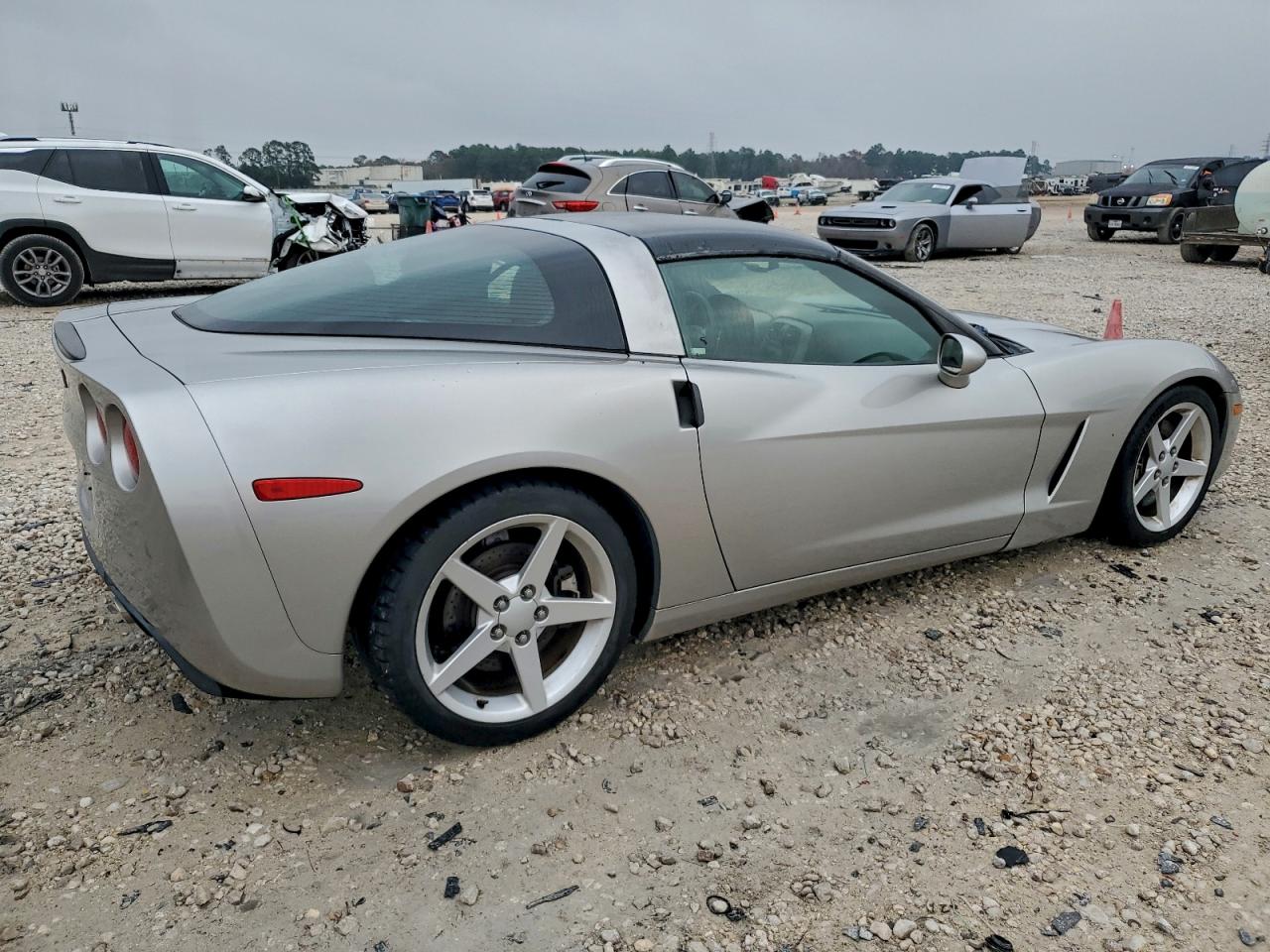 Chevrolet Corvette Image 5