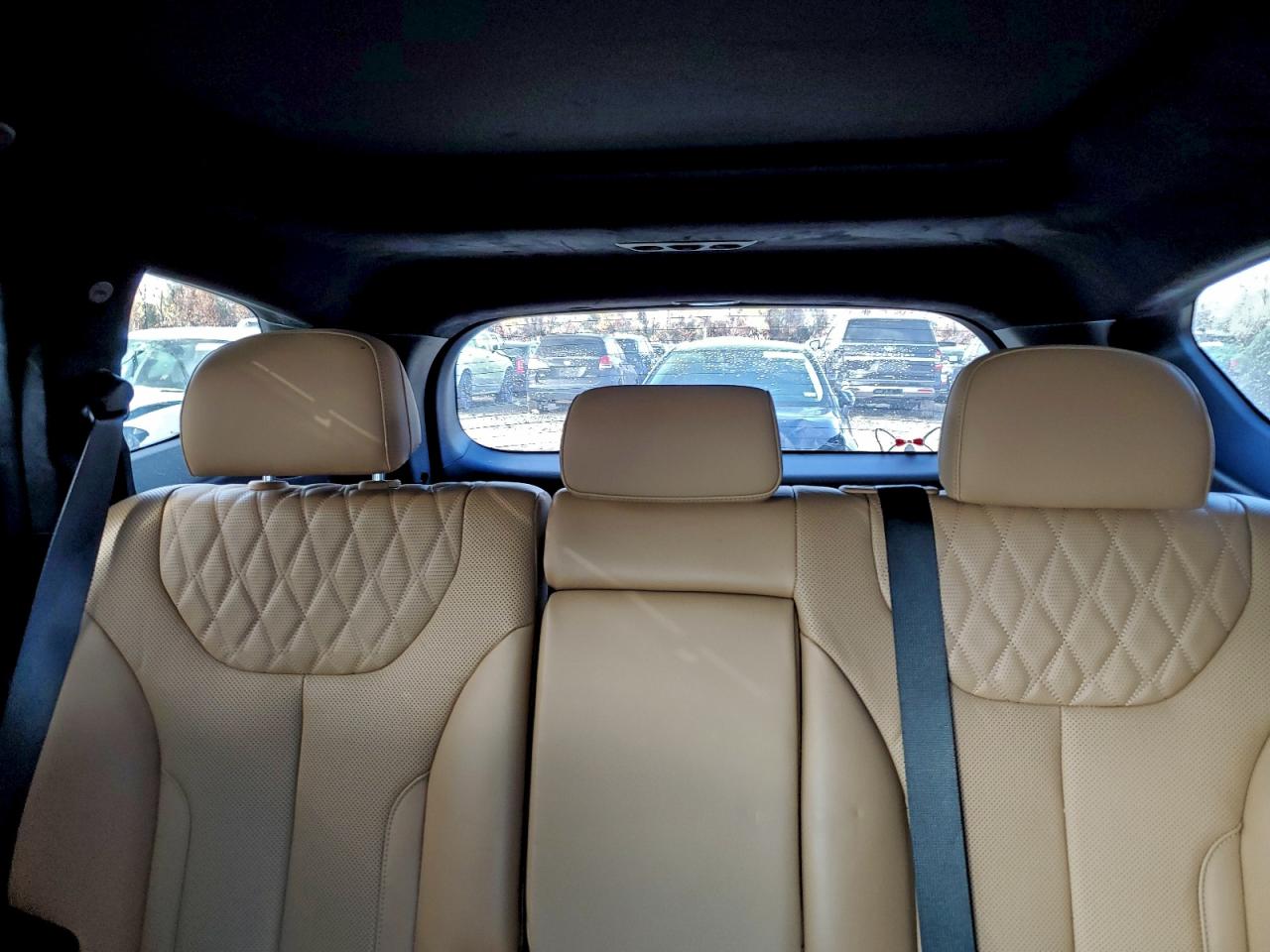 Hyundai SANTA FE Calligraphy Image 2