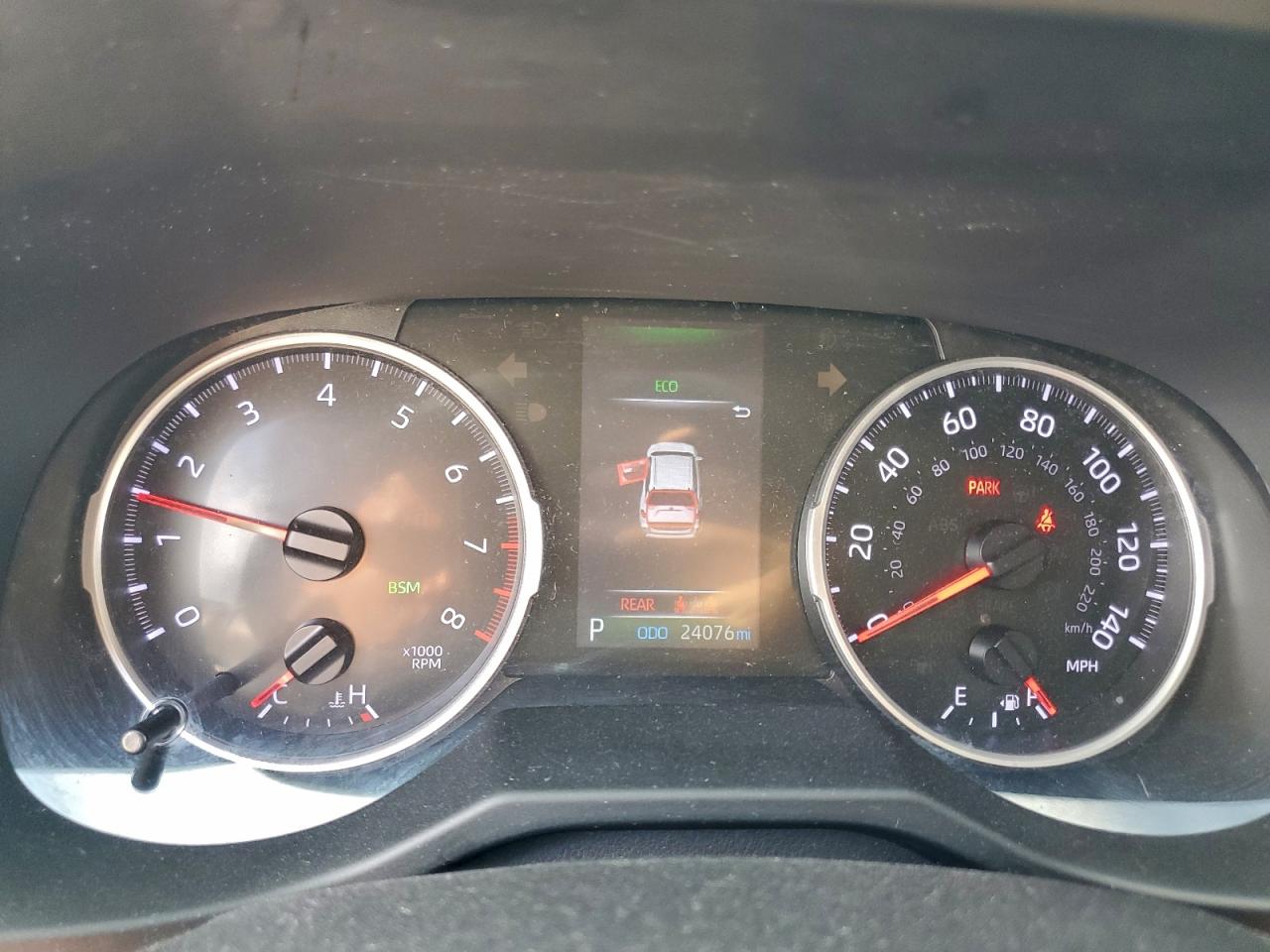 Toyota RAV4 Xle Image 11