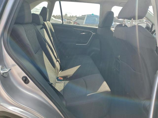 Toyota RAV4 Xle Image 7