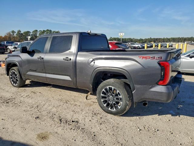 Toyota Tundra Crewmax Limited Image 2