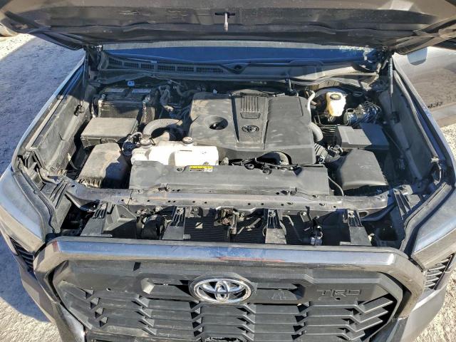 Toyota Tundra Crewmax Limited Image 9