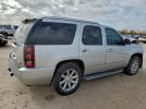 GMC Yukon Denali Image 12