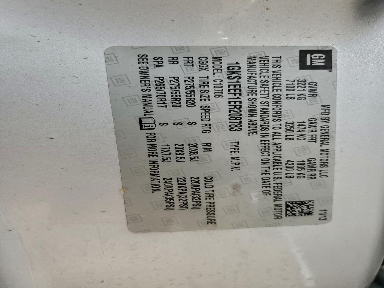 GMC Yukon Denali Image 10