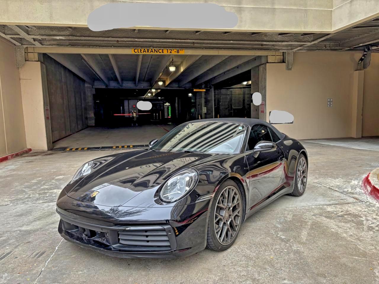 Porsche 911 Carrera S Image 2