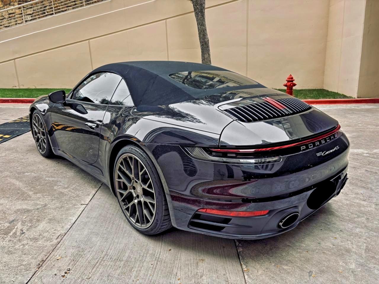 Porsche 911 Carrera S Image 3