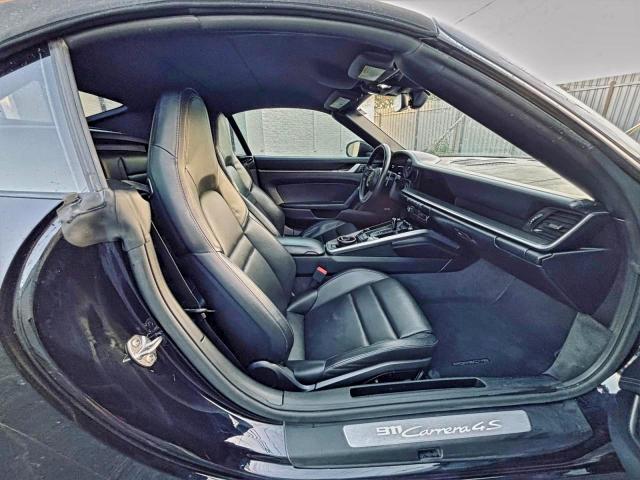 Porsche 911 Carrera S Image 5