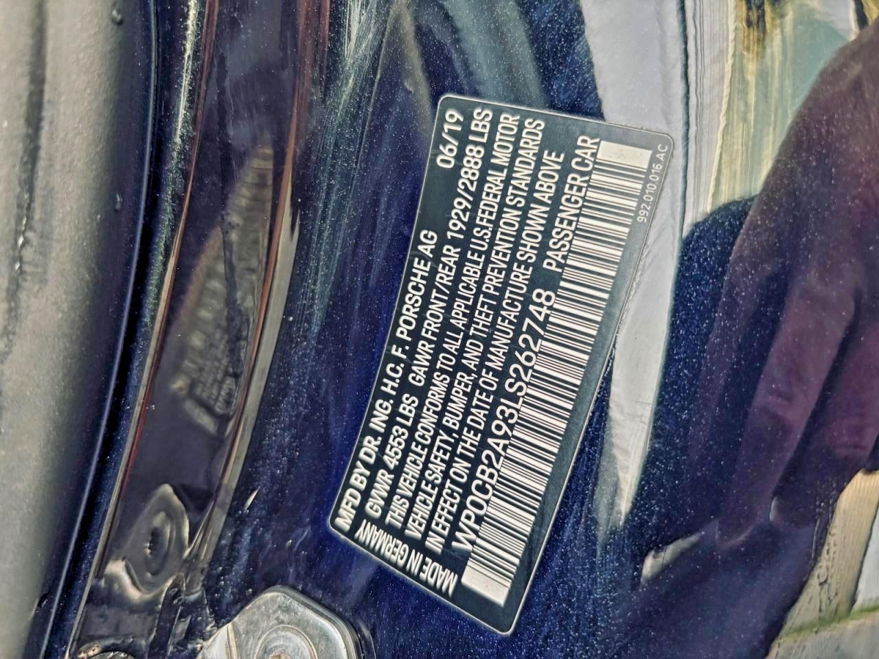 Porsche 911 Carrera S Image 9