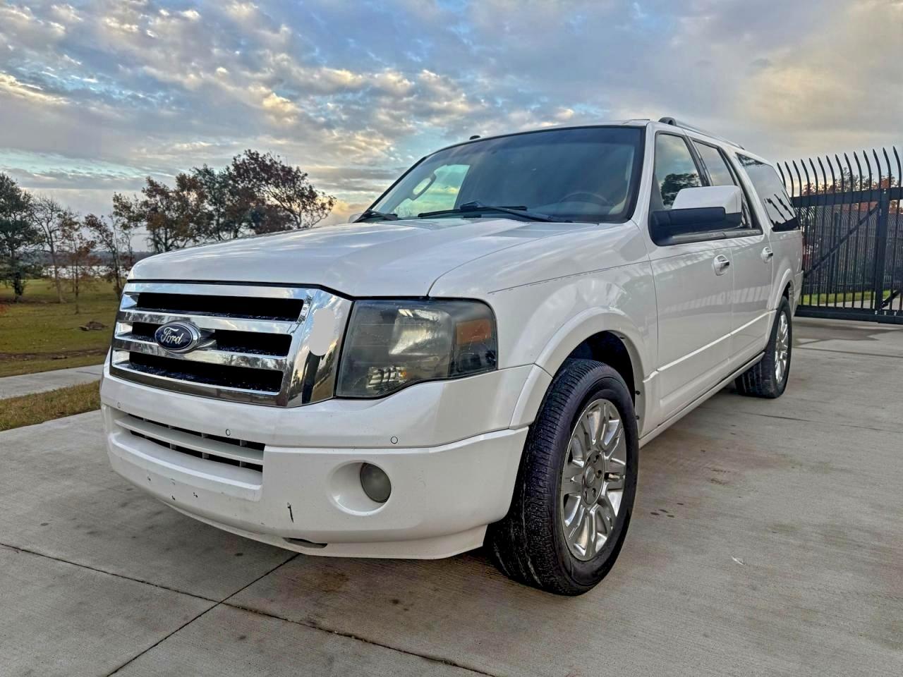 Ford Expedition El Limited Image 8