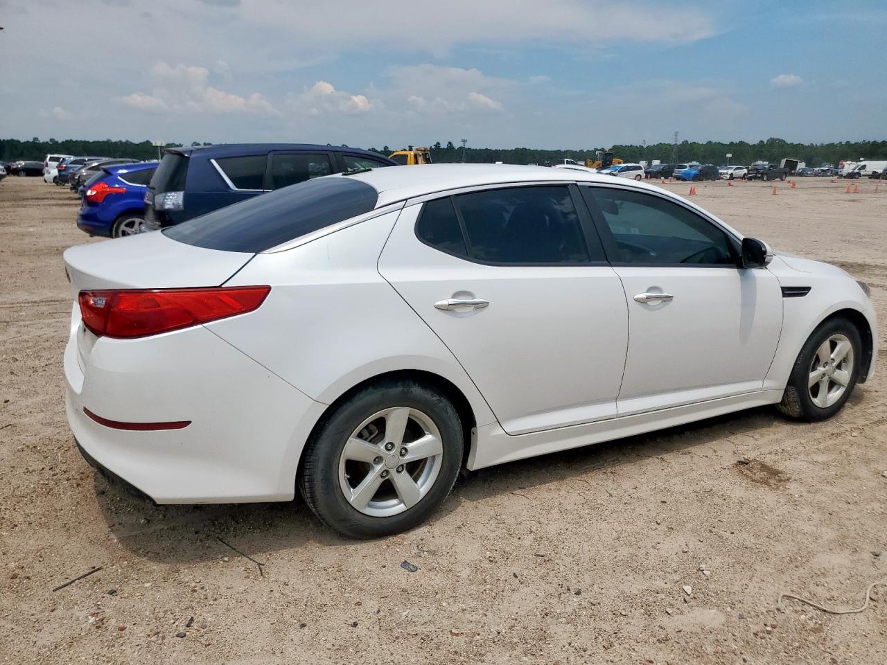 Kia Optima Lx Image 10