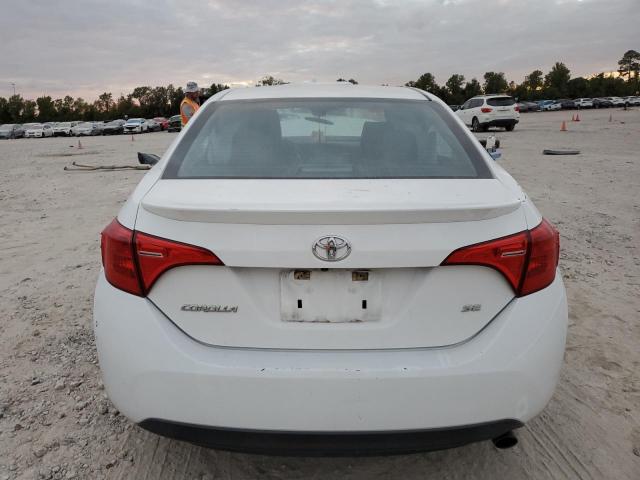 Toyota Corolla L Image 10