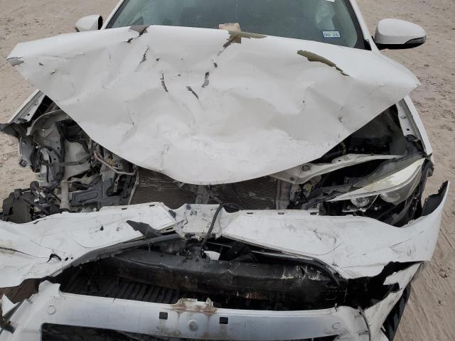 Toyota Corolla L Image 12