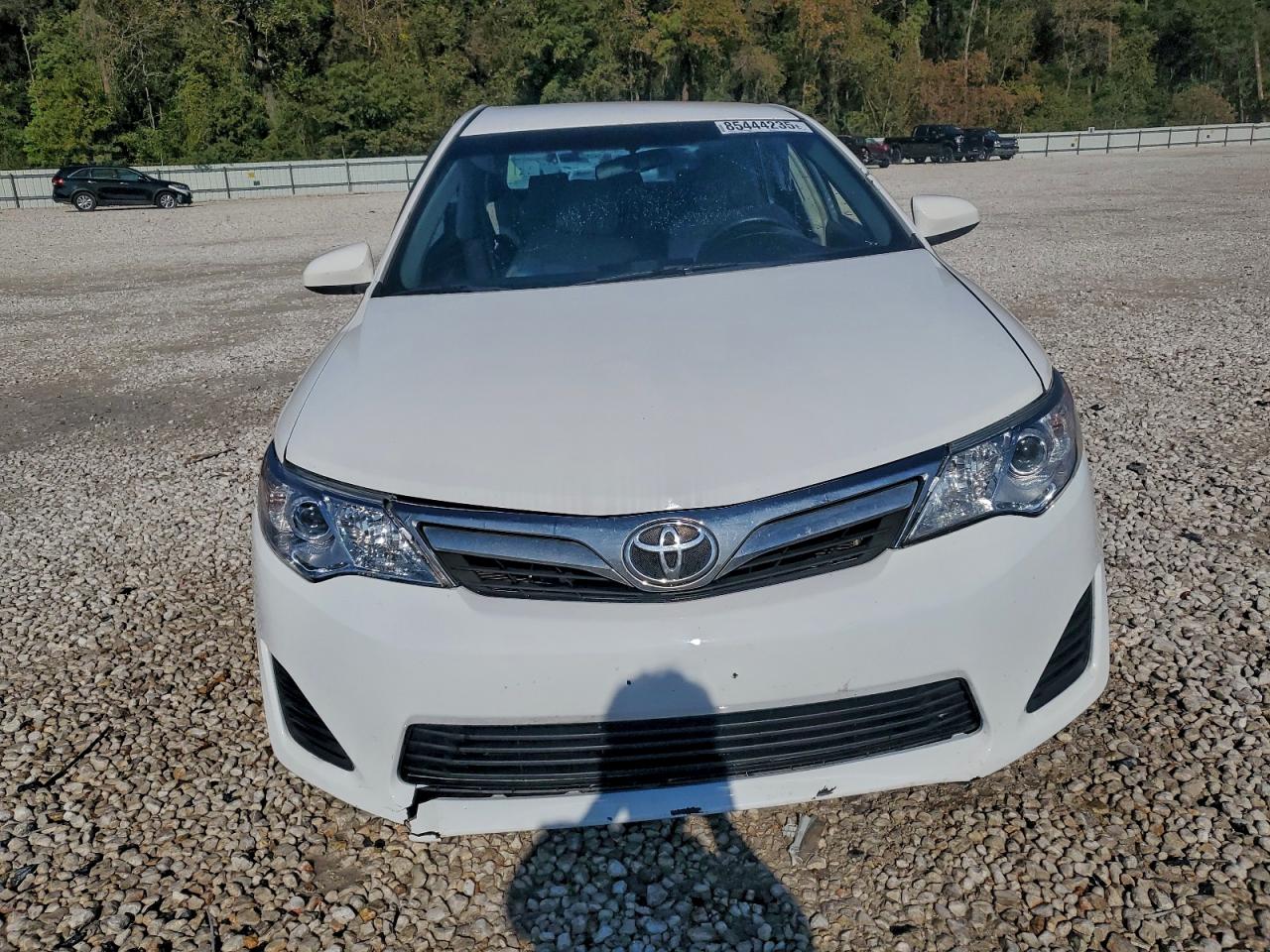 Toyota Camry L Image 8