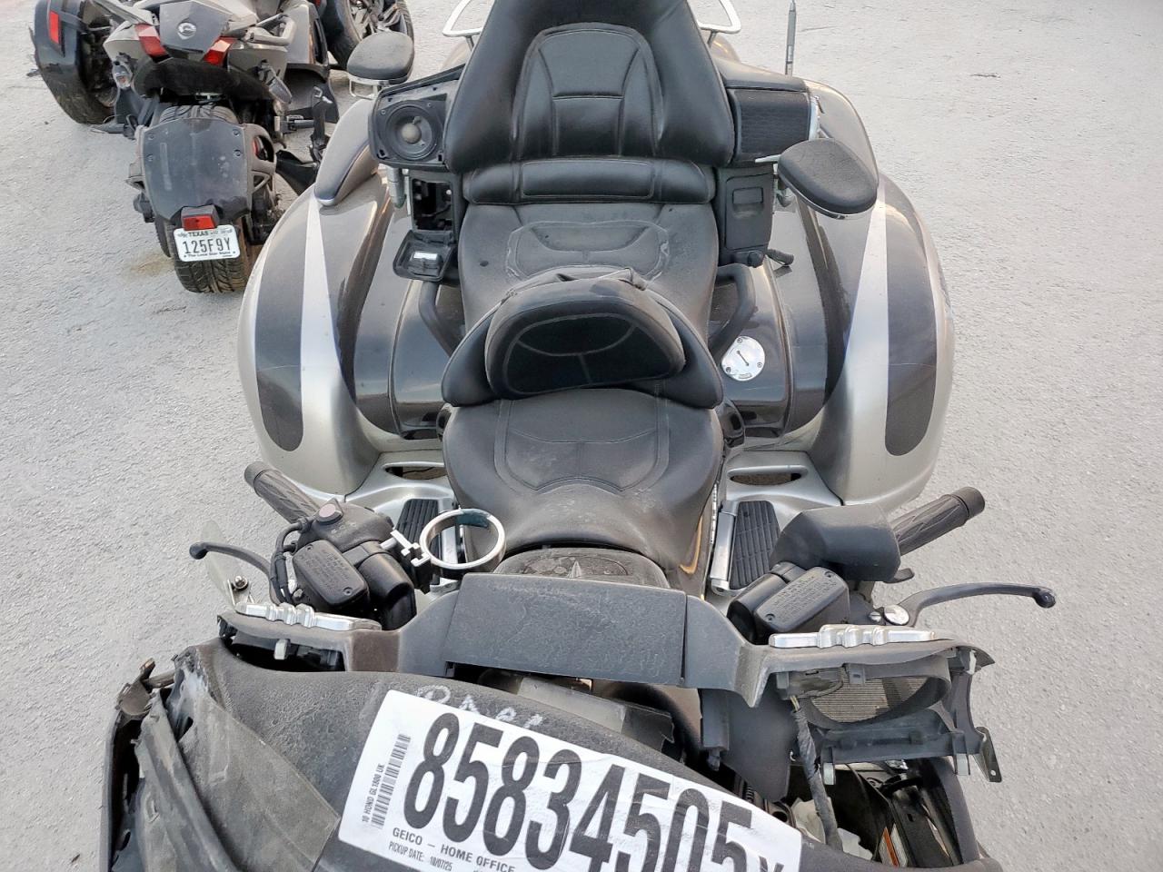 Honda Gl Cycle Image 6