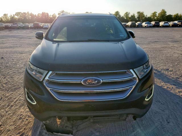 Ford Edge Titanium Image 2