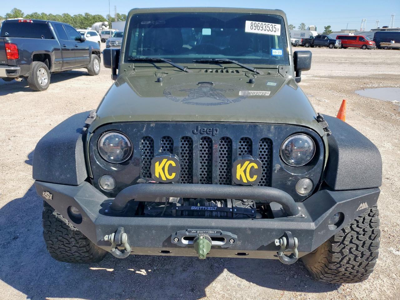 Jeep Wrangler Sport Image 2