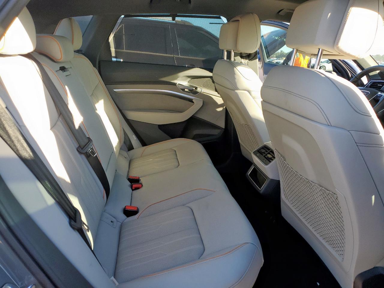 Audi e-tron Chronos Image 8