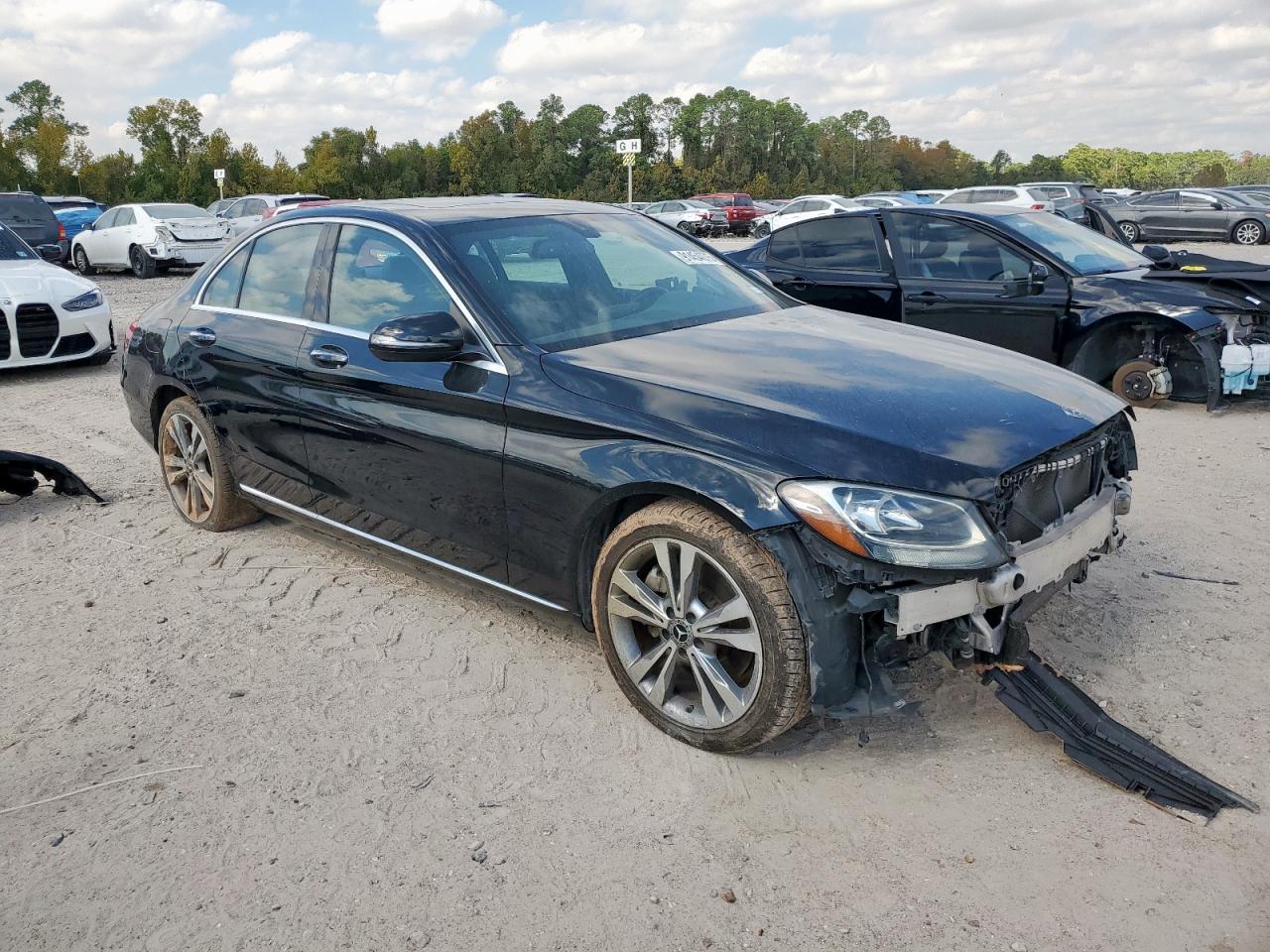 Mercedes-Benz C-Class 300 Image 7