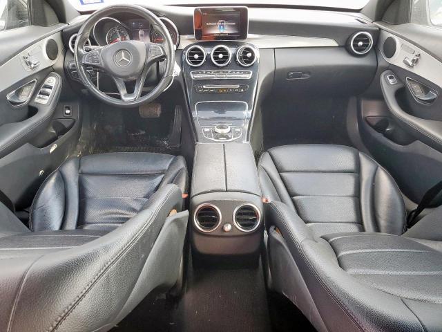 Mercedes-Benz C-Class 300 Image 4