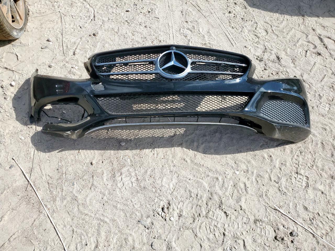 Mercedes-Benz C-Class 300 Image 12