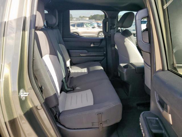 Toyota Tacoma Double Cab Image 12