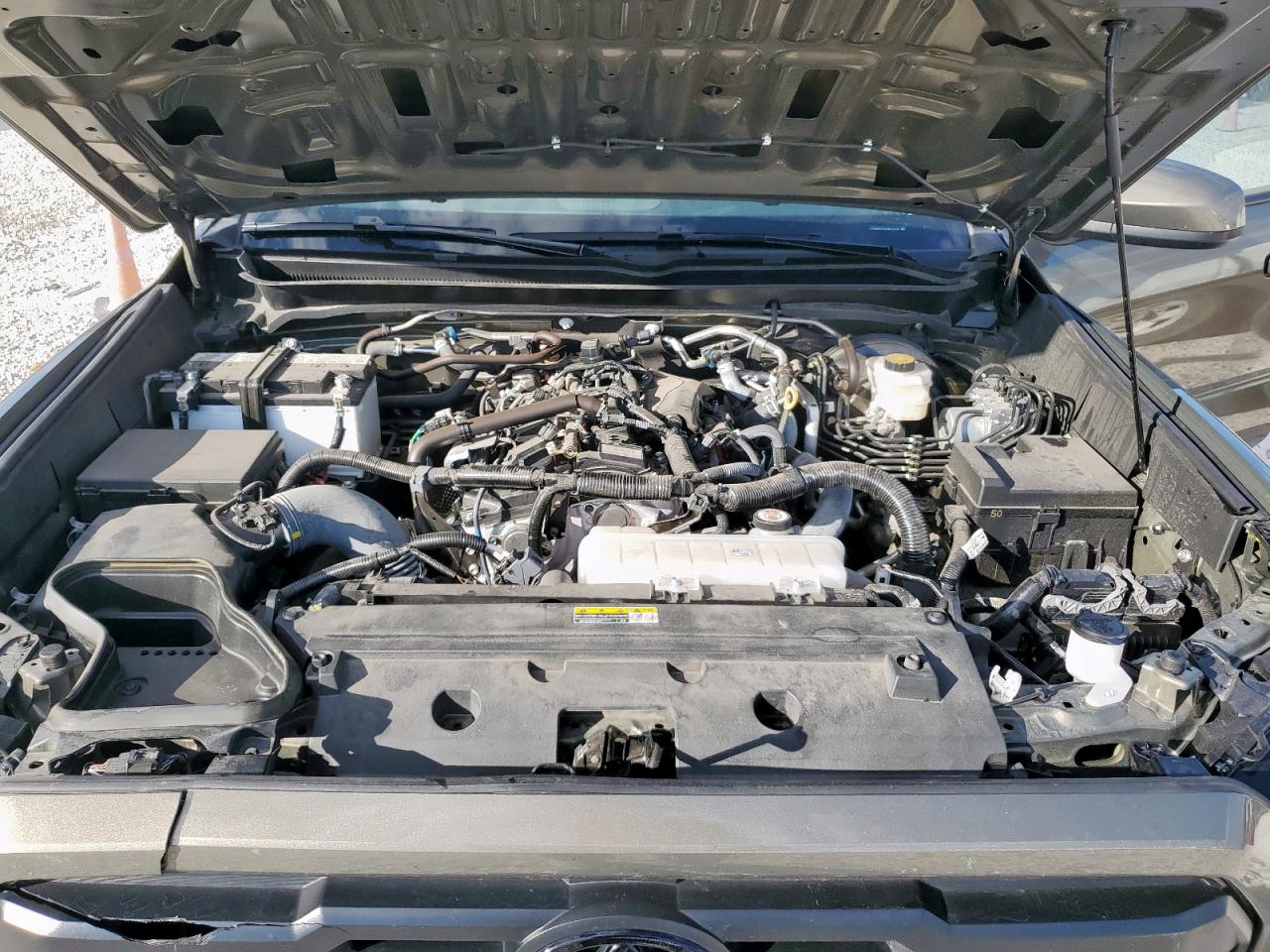 Toyota Tacoma Double Cab Image 5