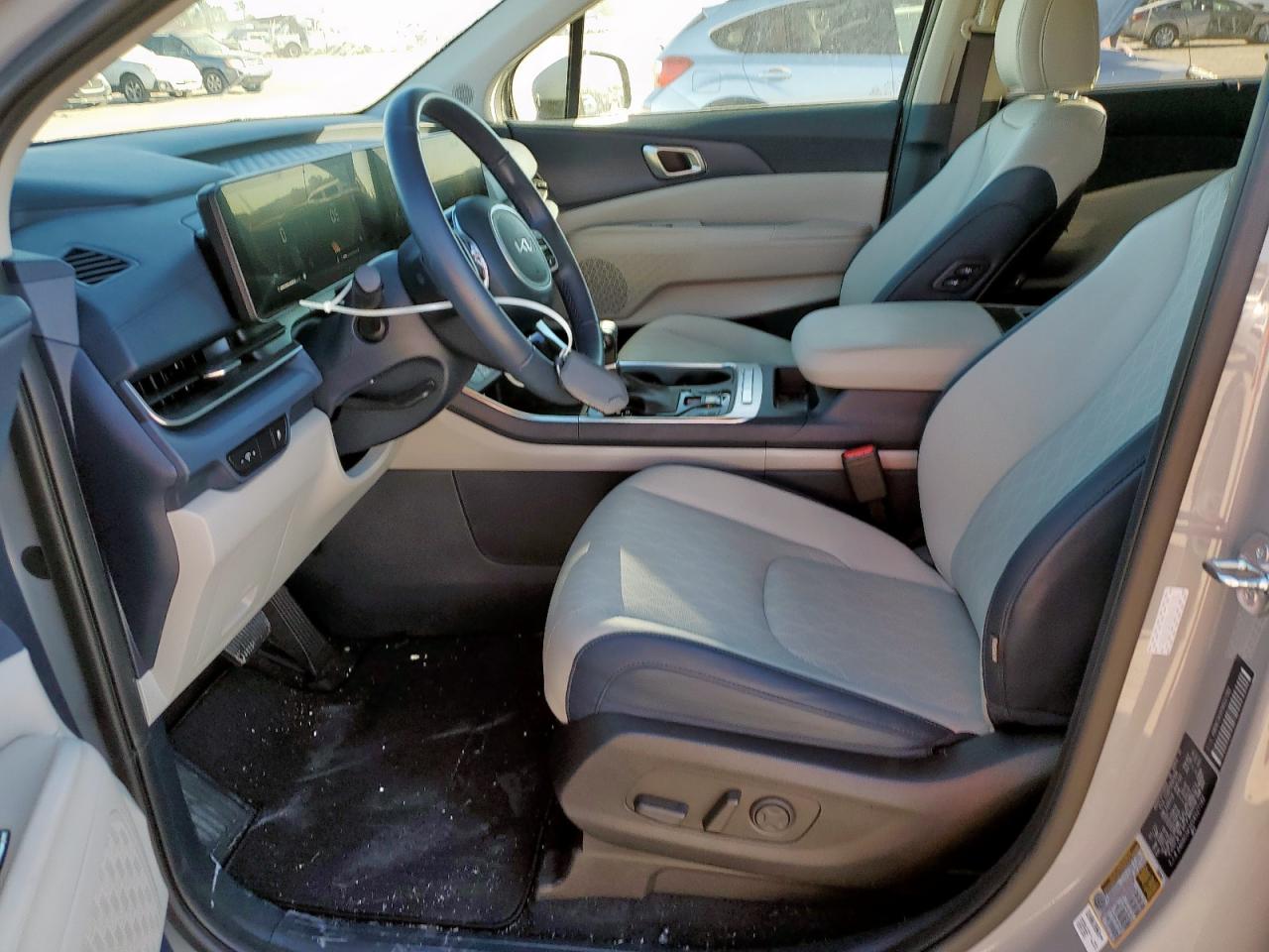 Kia Carnival Ex Image 4