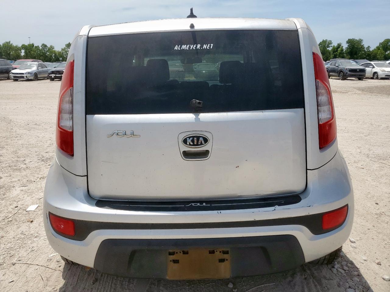 Kia Soul Image 2