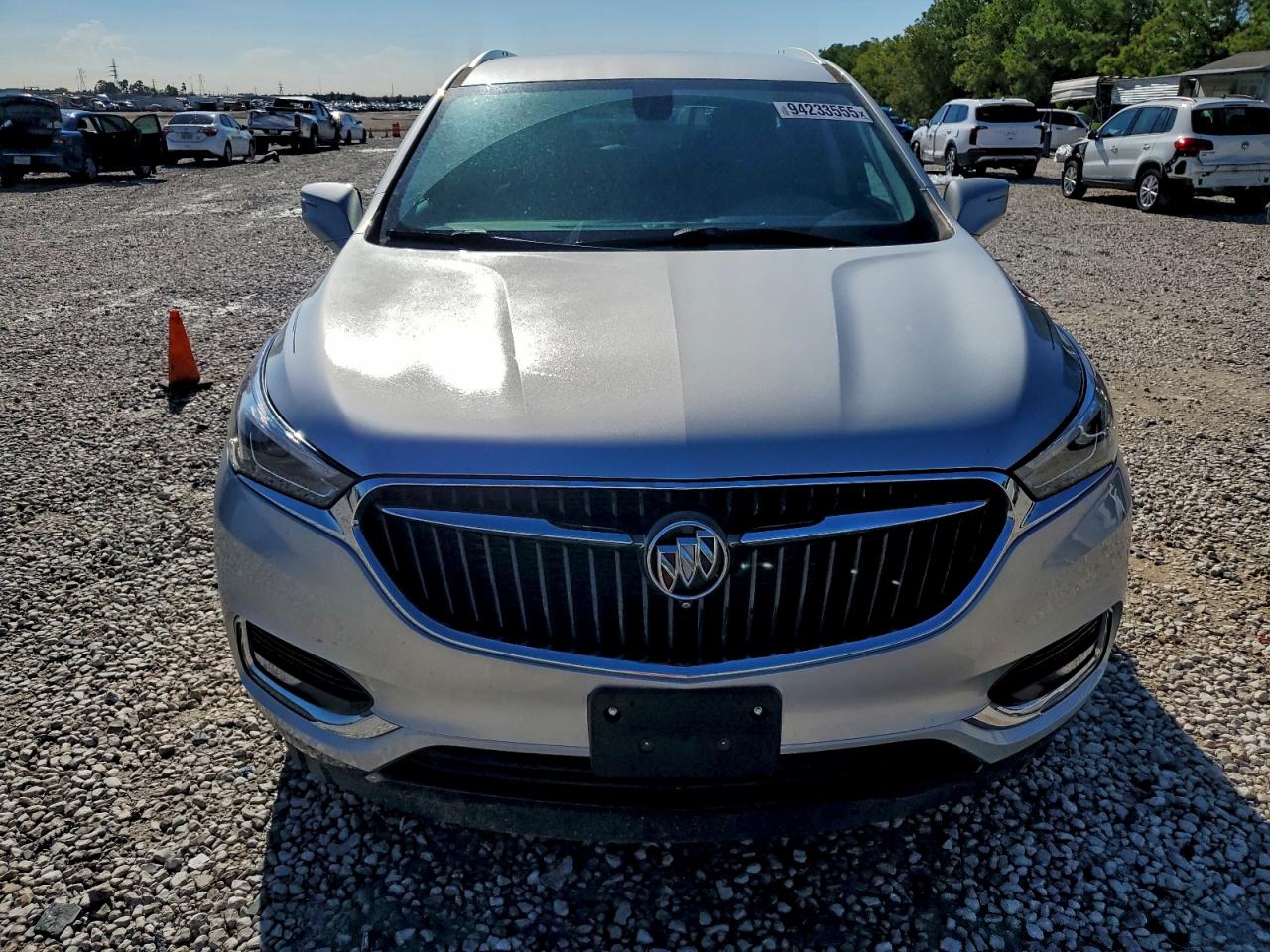 Buick Enclave Essence Image 9