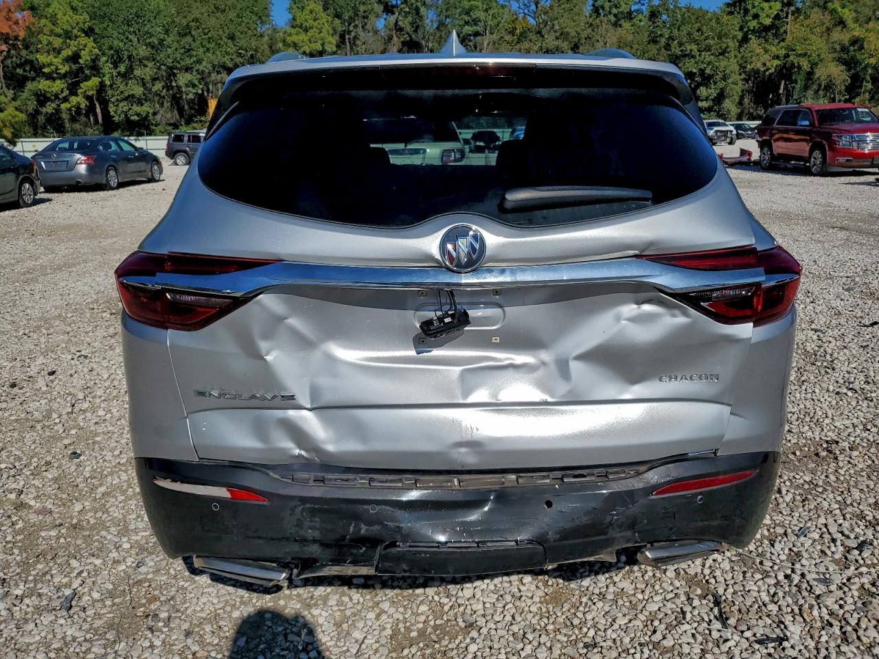 Buick Enclave Essence Image 7