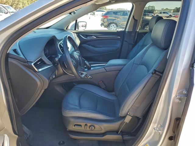 Buick Enclave Essence Image 2