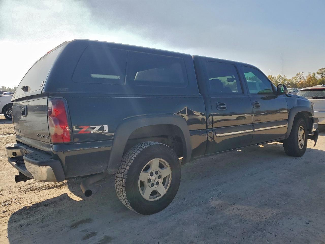 Chevrolet Silverado K1500 Image 8