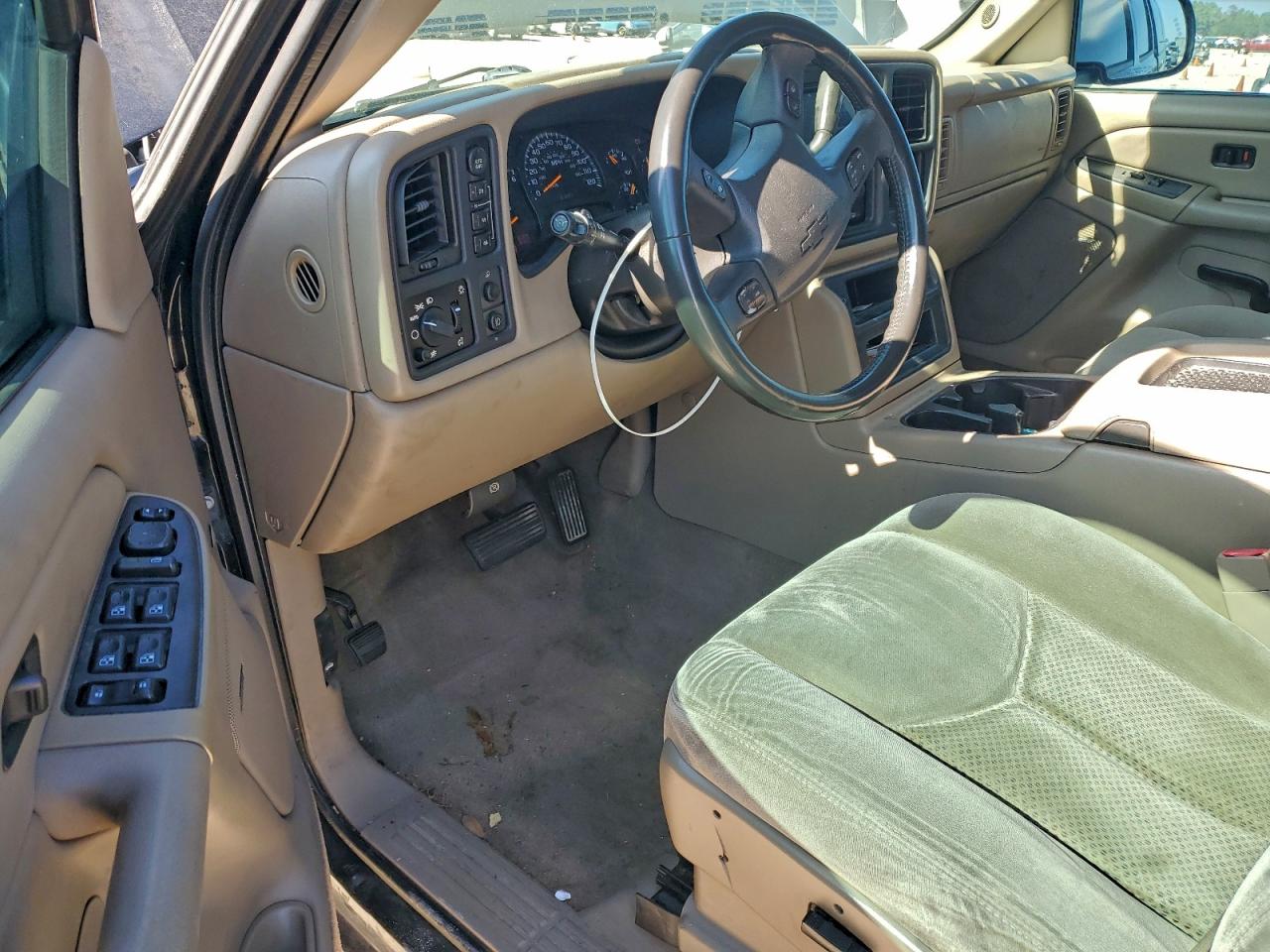 Chevrolet Silverado K1500 Image 13