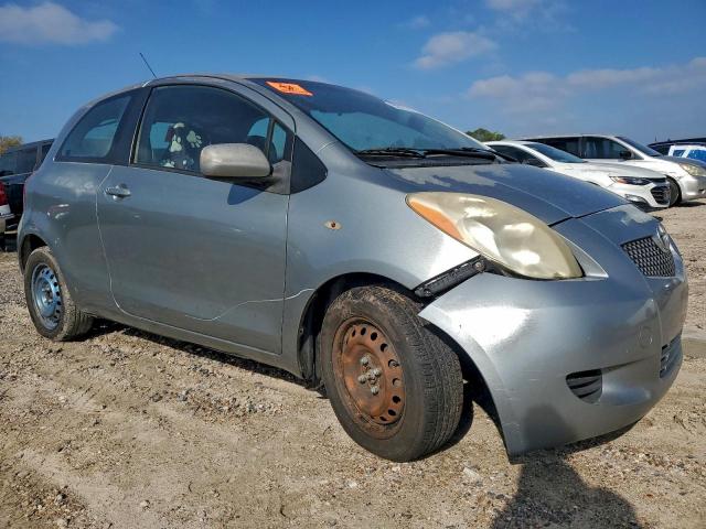 Toyota Yaris Image 9