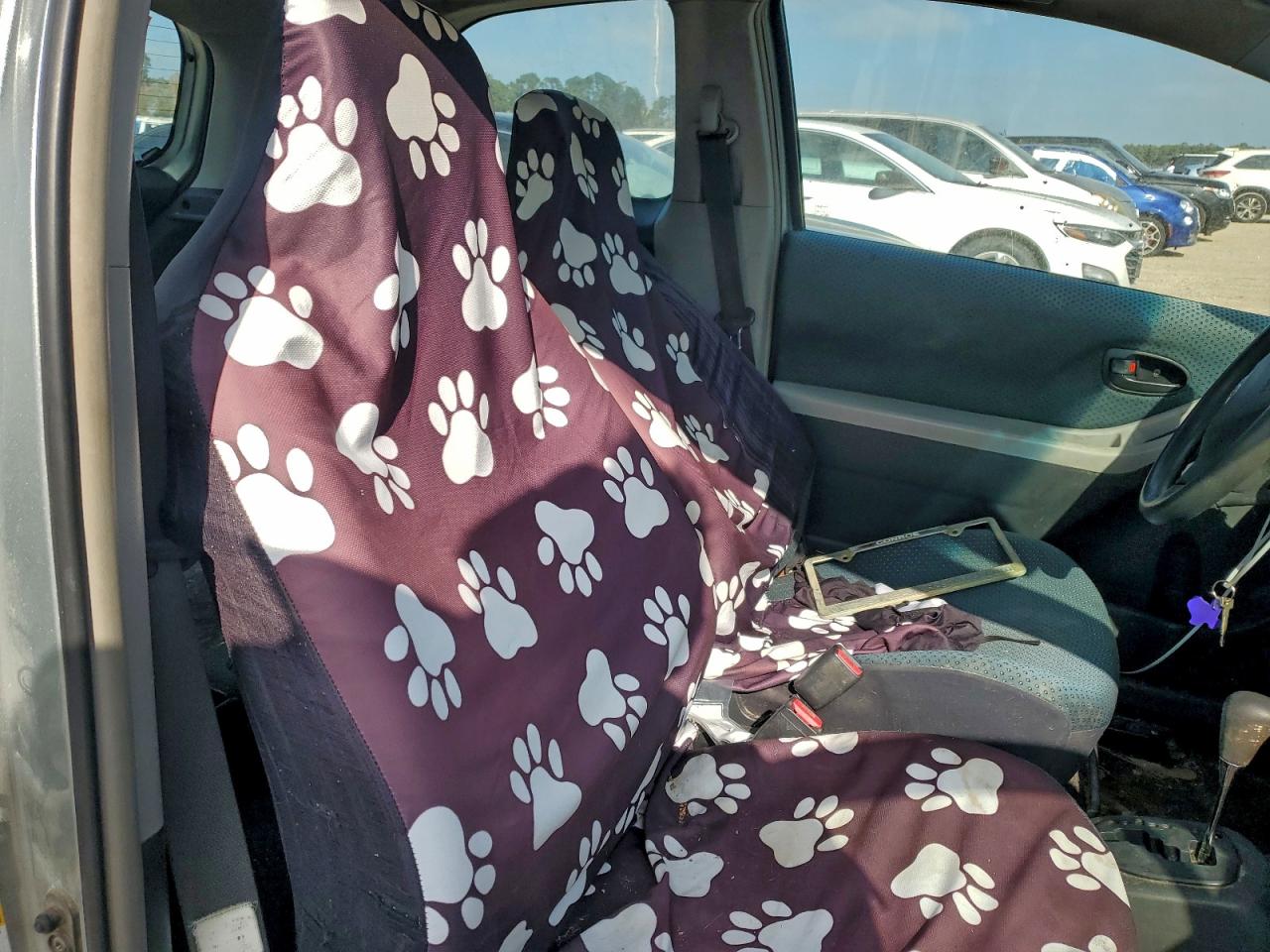 Toyota Yaris Image 12