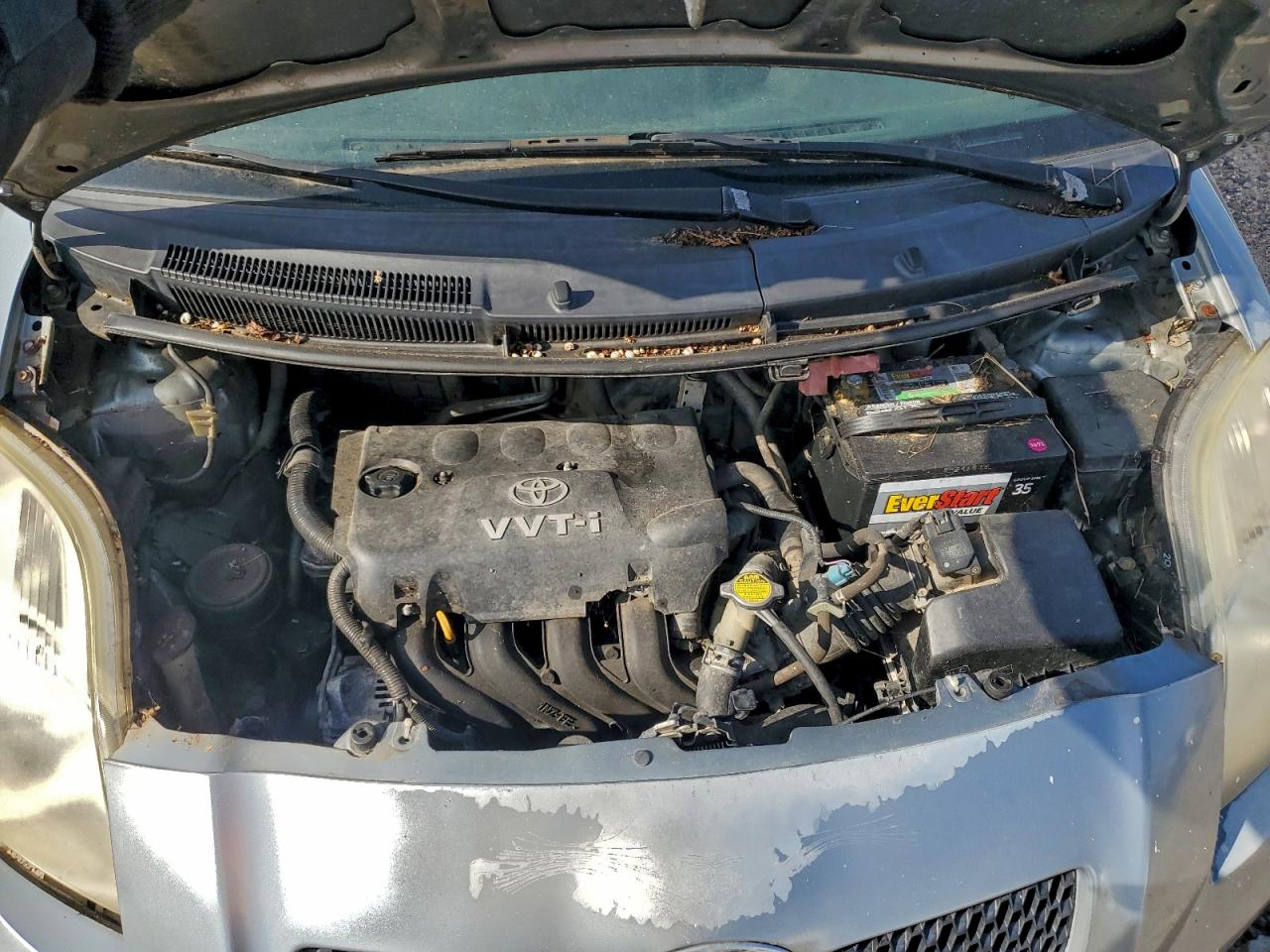 Toyota Yaris Image 10