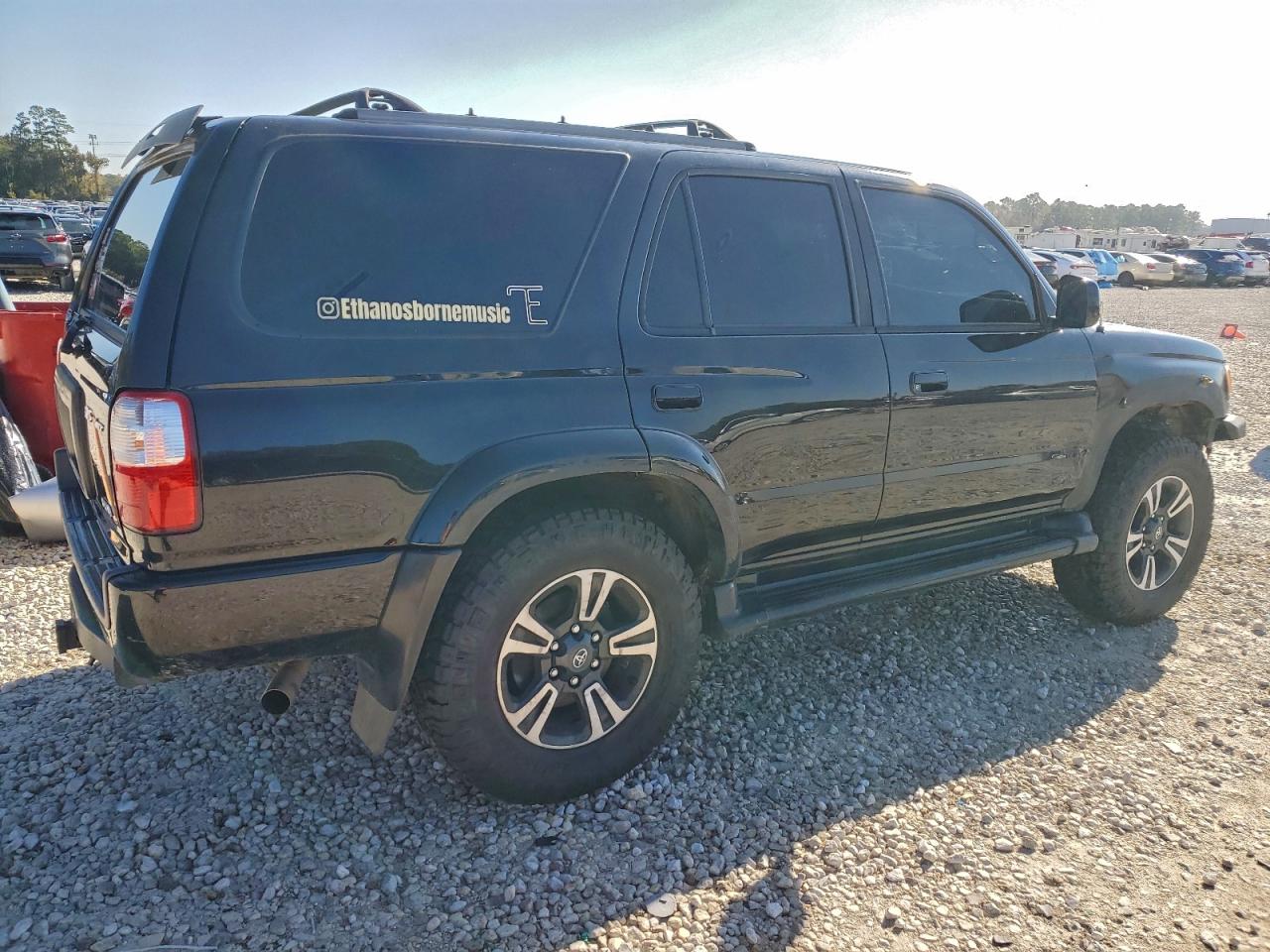 Toyota 4Runner Sr5 Image 12
