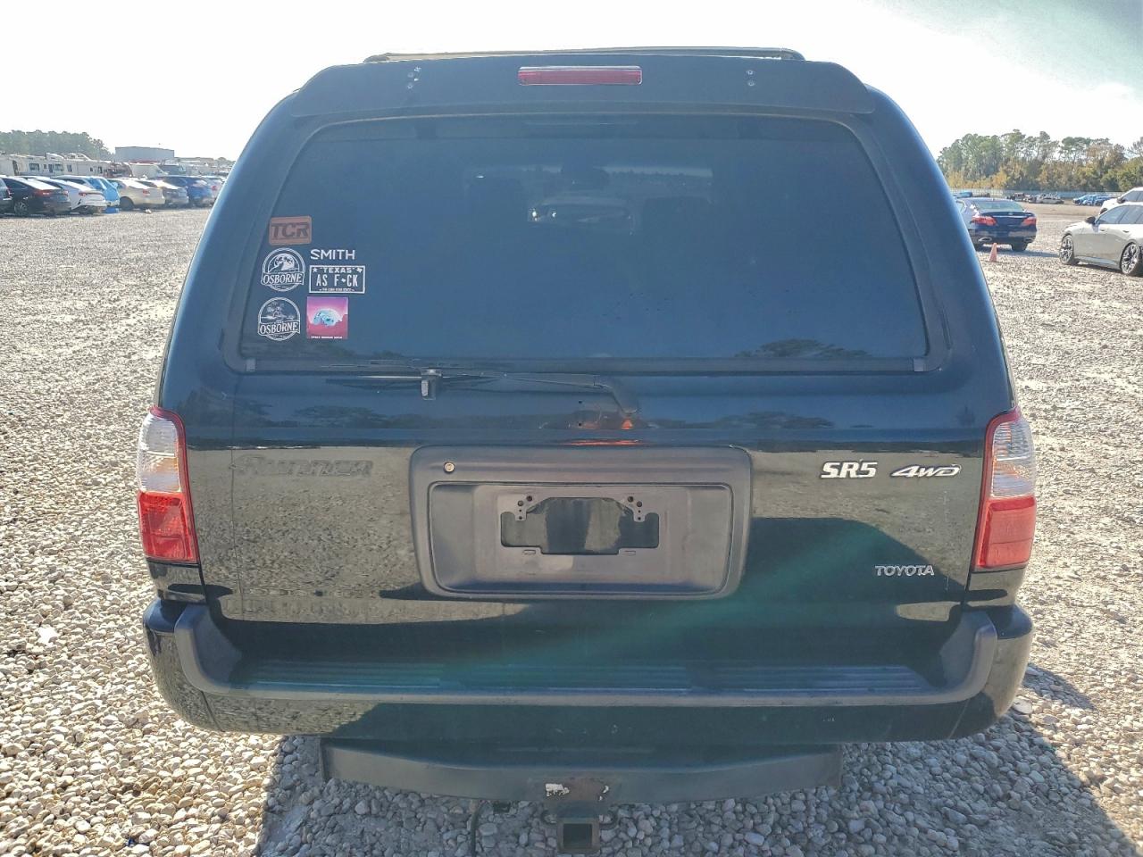 Toyota 4Runner Sr5 Image 3