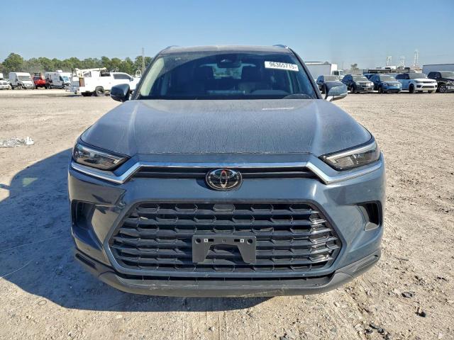 Toyota Grand High Xle Image 11