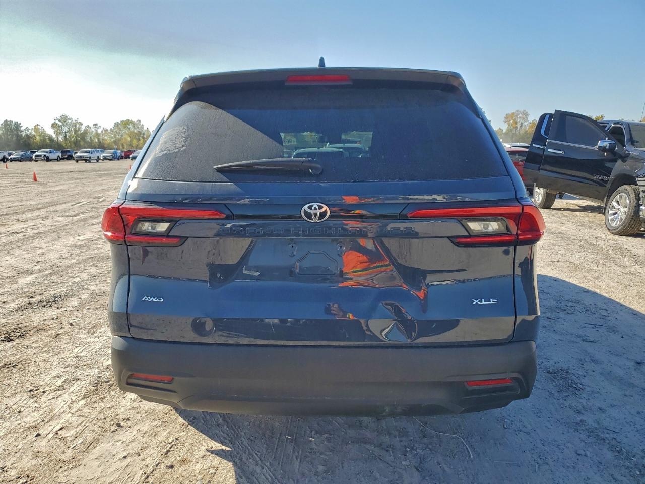 Toyota Grand High Xle Image 9