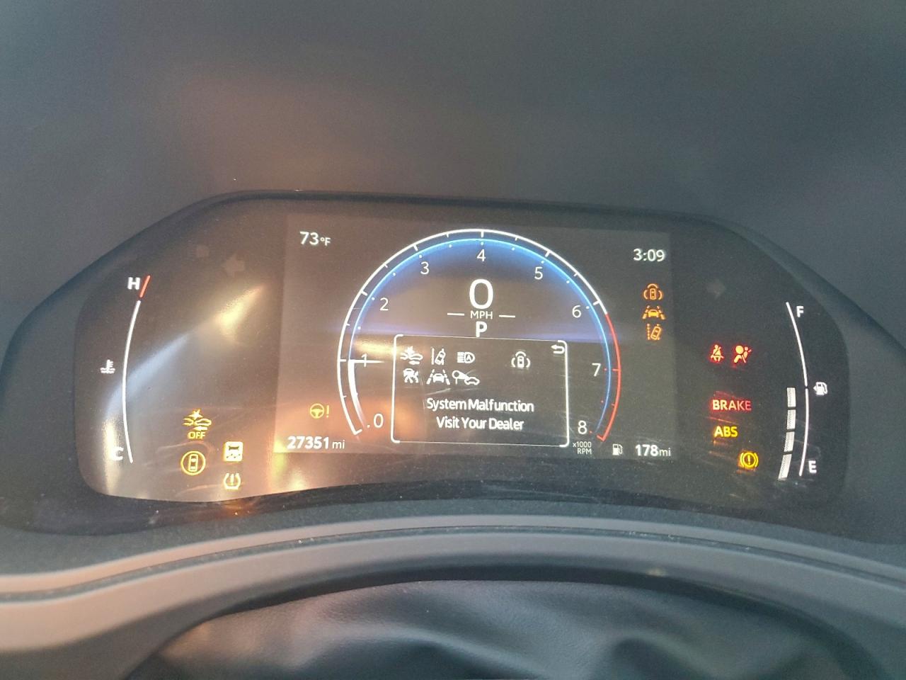 Toyota Grand High Xle Image 10