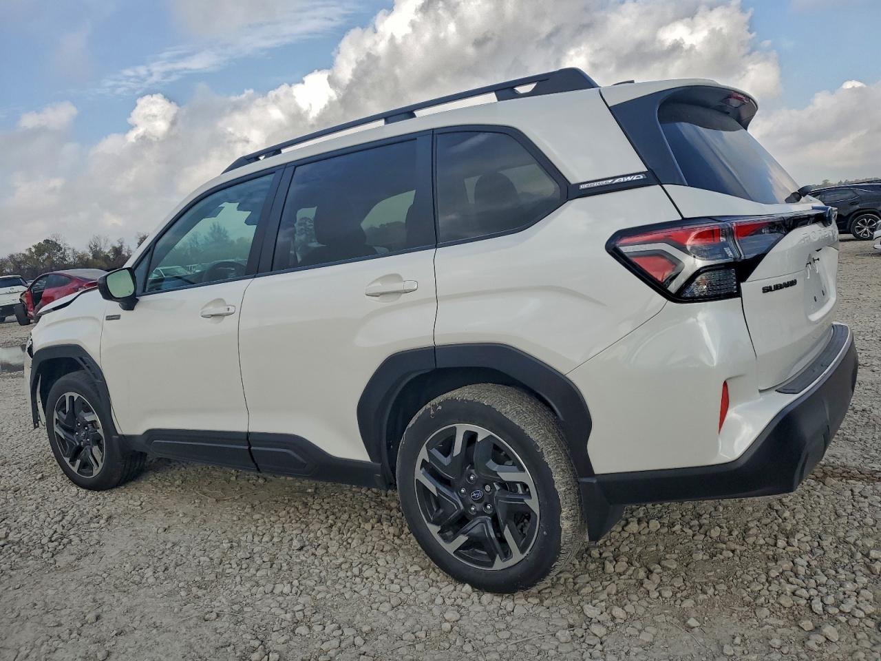 Subaru Forester Premium Image 2