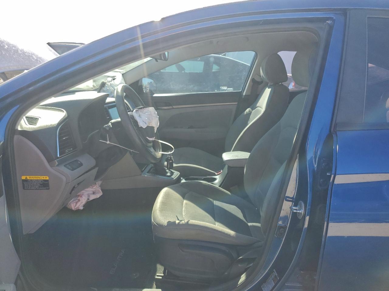 Hyundai ELANTRA Se Image 12