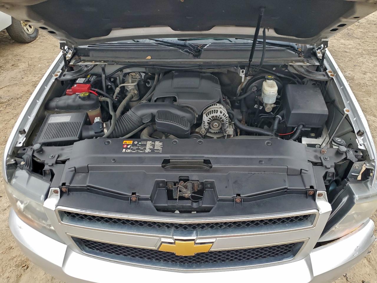 Chevrolet Avalanche Ls Image 8