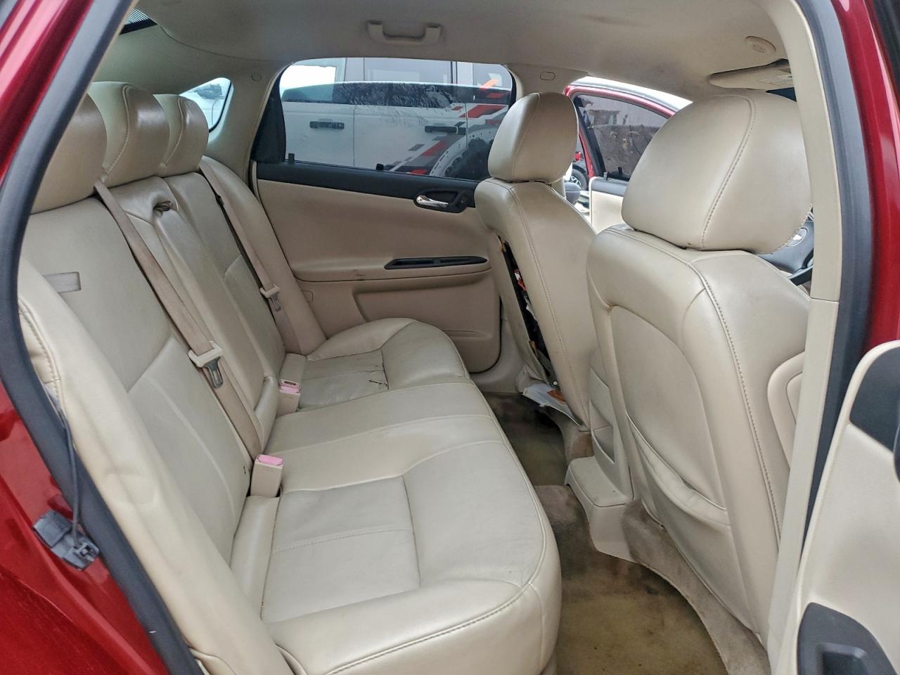 Chevrolet Impala 1lt Image 10