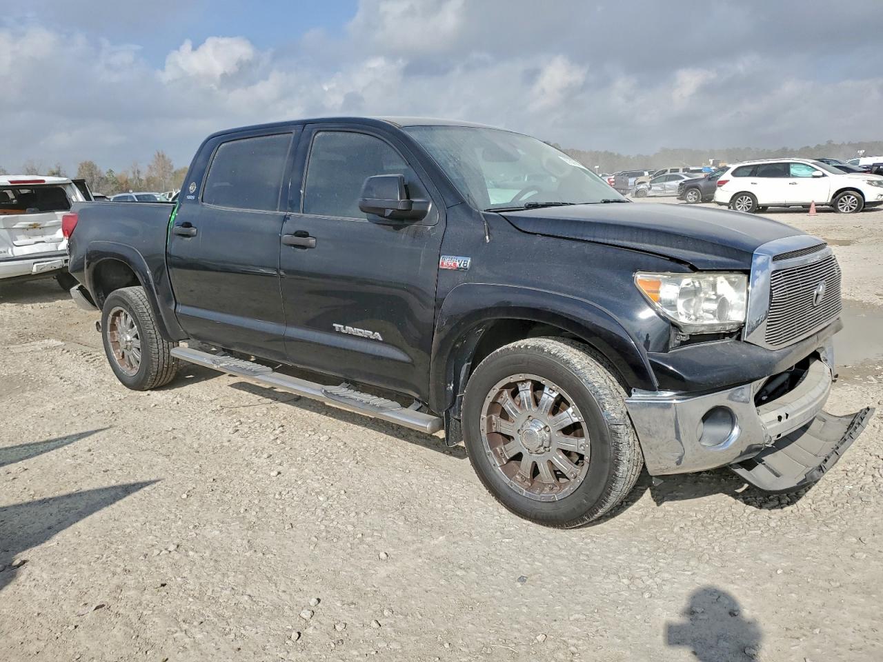 Toyota Tundra Crewmax Sr5 Image 11